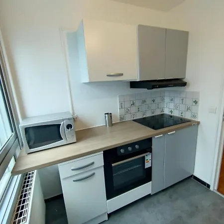 Apartment Cozy 1 Bedroom La Defense Courbevoie